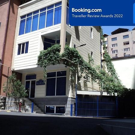 Yellow Fox Yerevan Exterior photo
